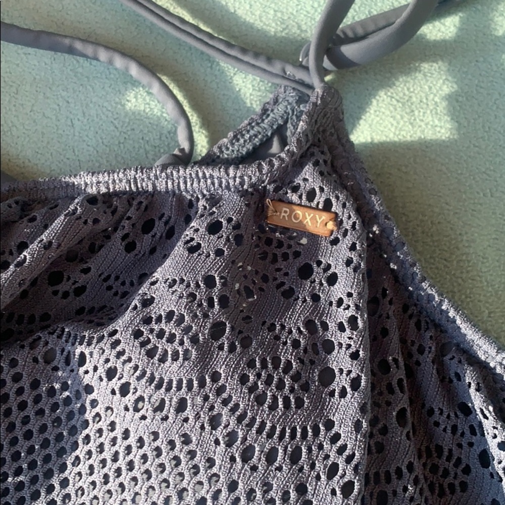 Bikini - Picture 4 of 5